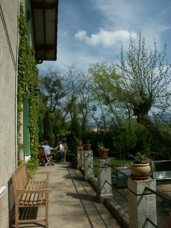 Chambre D'Hotes Park Des Collines - Gite Genissieux Bagian luar foto