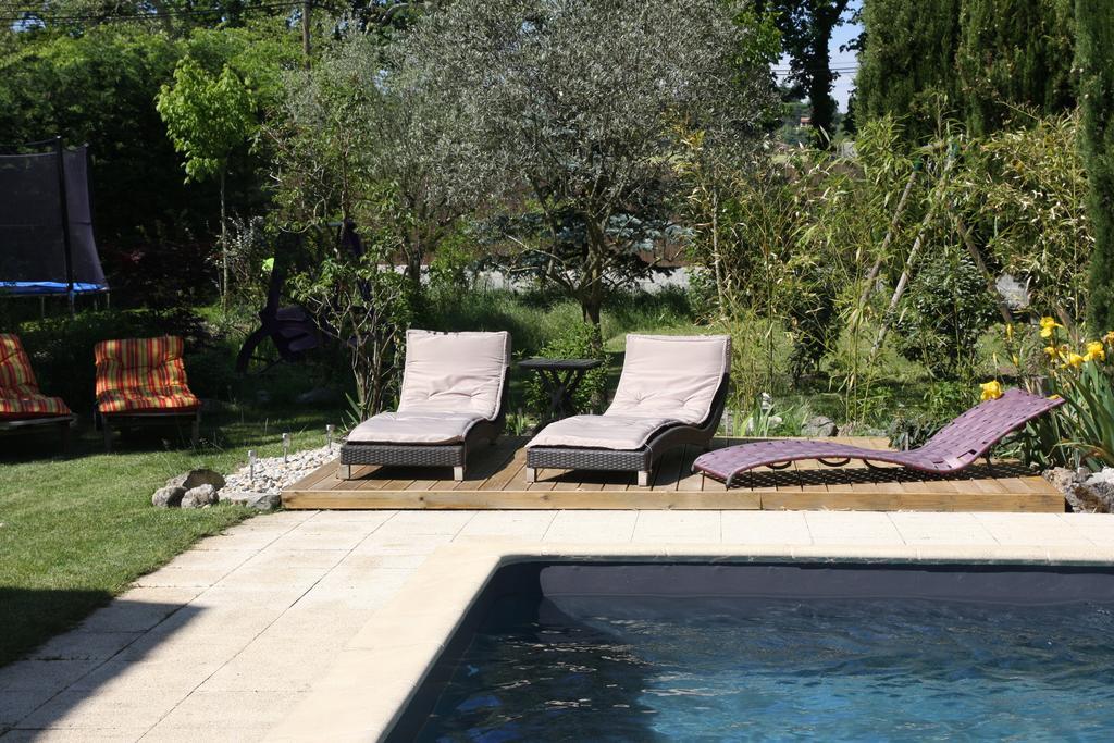 Chambre D'Hotes Park Des Collines - Gite Genissieux Bagian luar foto